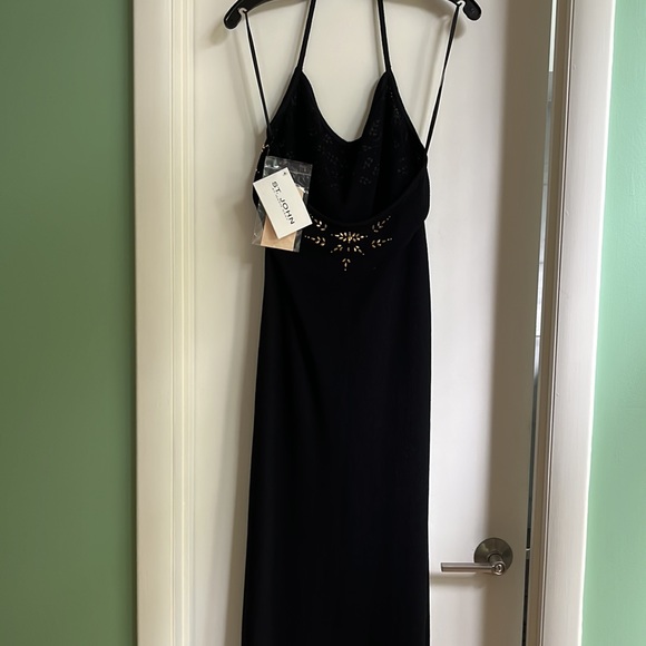 St. John Backless Dress - Picture 7 of 12